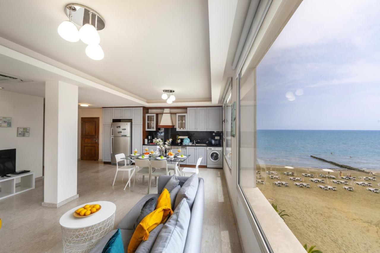 Mackenzie Beachfront Eftyhia Suite Larnaca Buitenkant foto