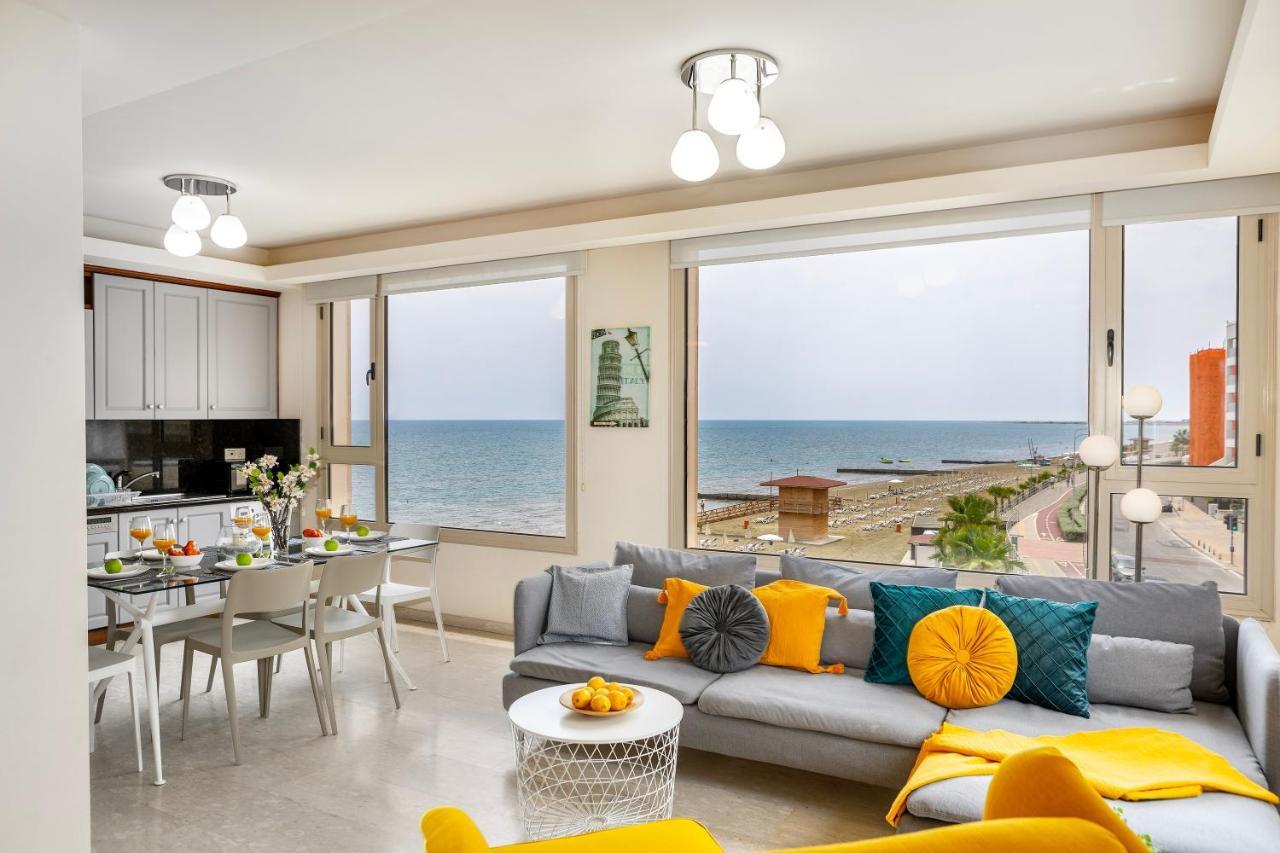 Mackenzie Beachfront Eftyhia Suite Larnaca Buitenkant foto